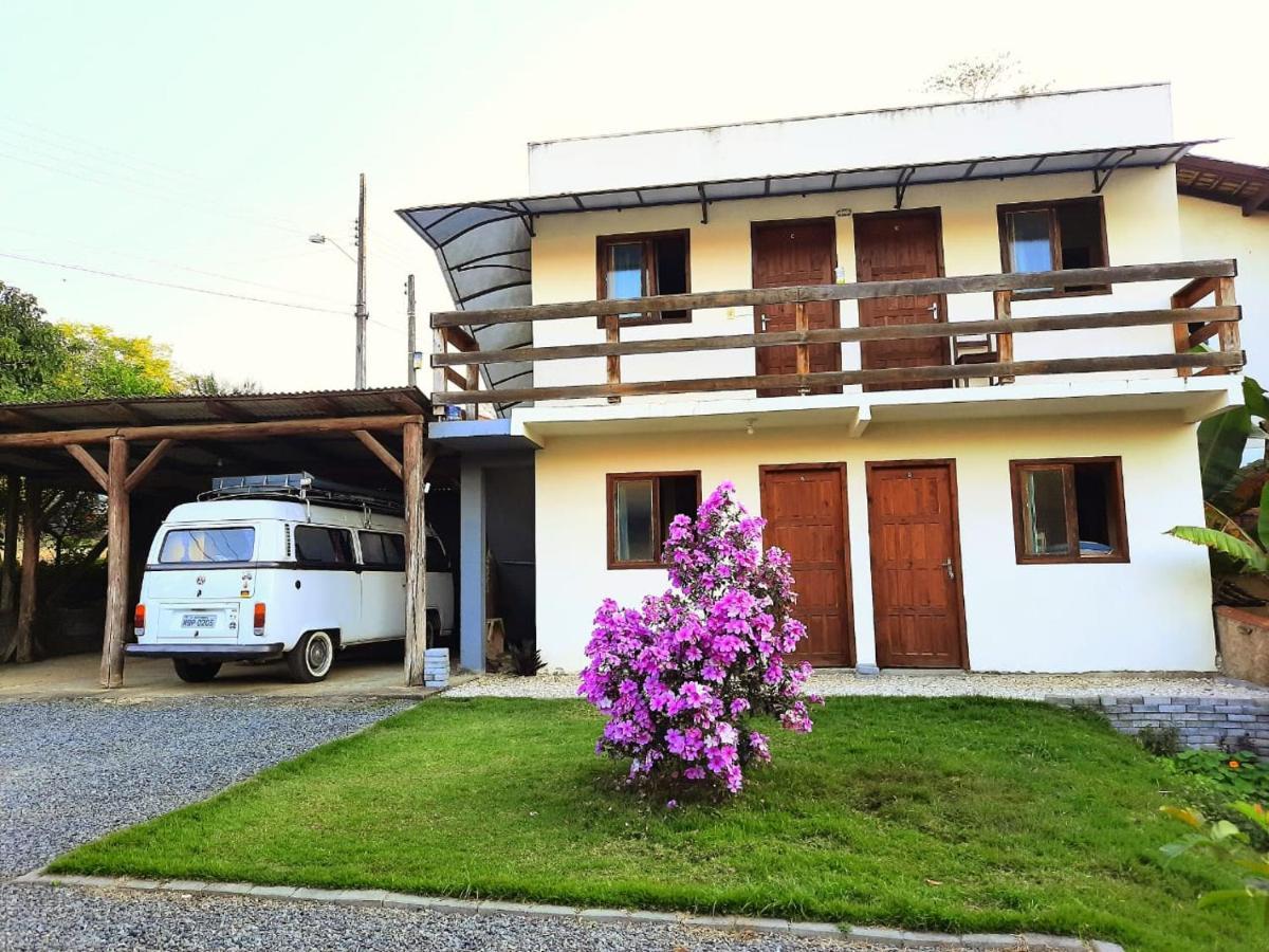 Le Petit Cherie Hostel Blumenau Exterior photo